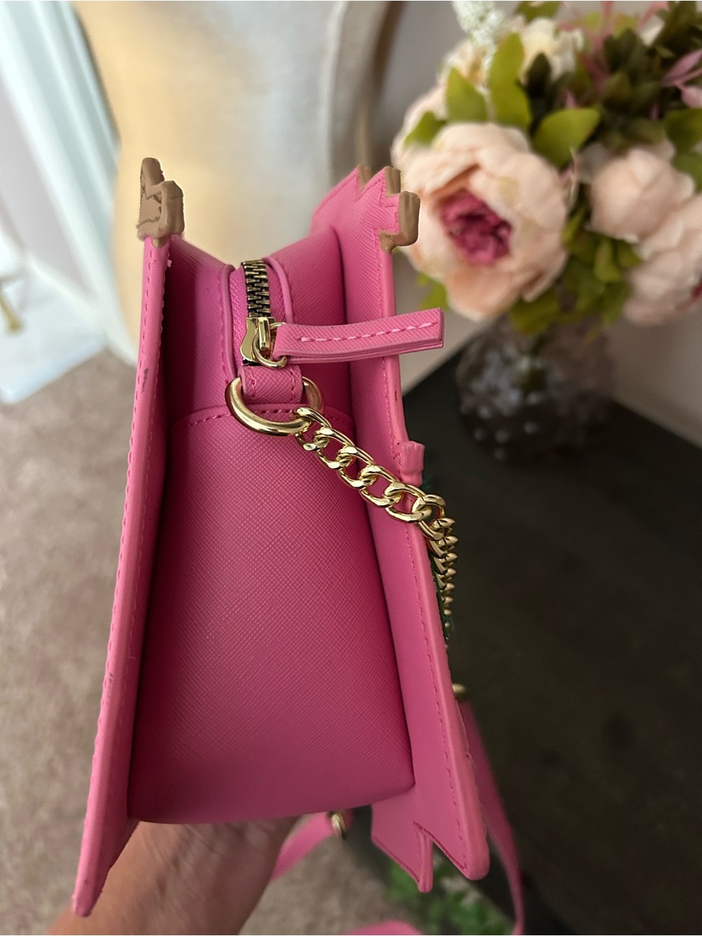 Betsey Johnson Dog Beach house Crossbody - Picture 7 of 11